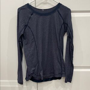 lululemon athletica Heathered Gray Long Sleeve Top